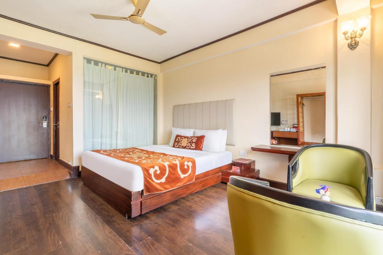 Summit Lillium Hotel & Spa Kalimpong Buitenkant foto