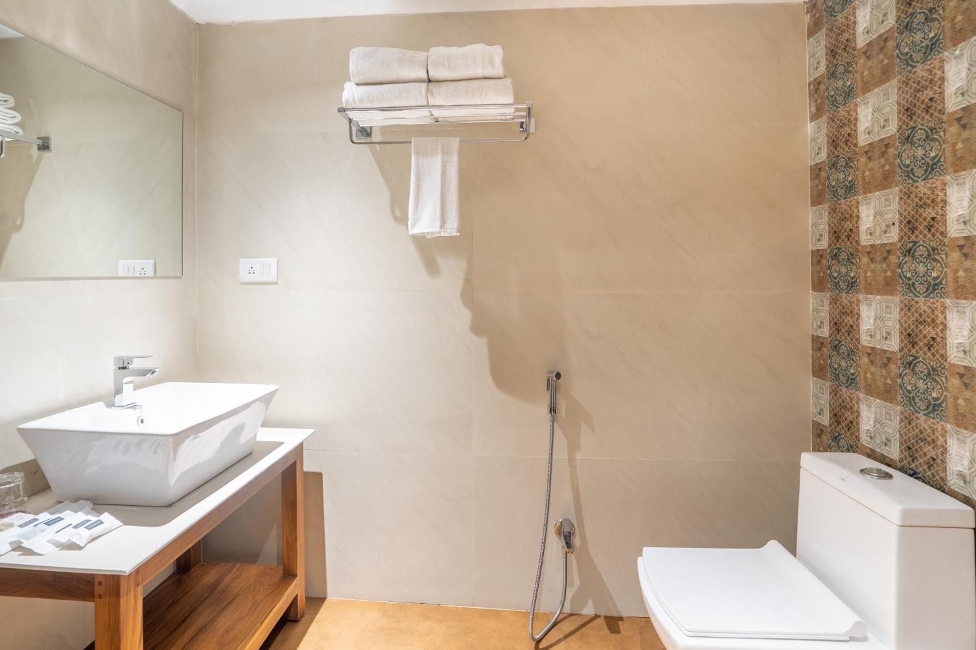 Summit Lillium Hotel & Spa Kalimpong Buitenkant foto